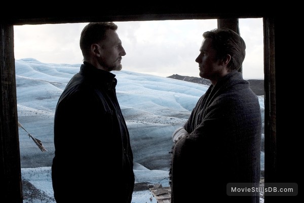 ¿Cuánto mide Liam Neeson? - Altura - Real height - Página 2 Batman-begins-lg