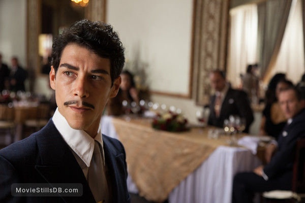 Cantinflas Publicity Still Of Oscar Jaenada