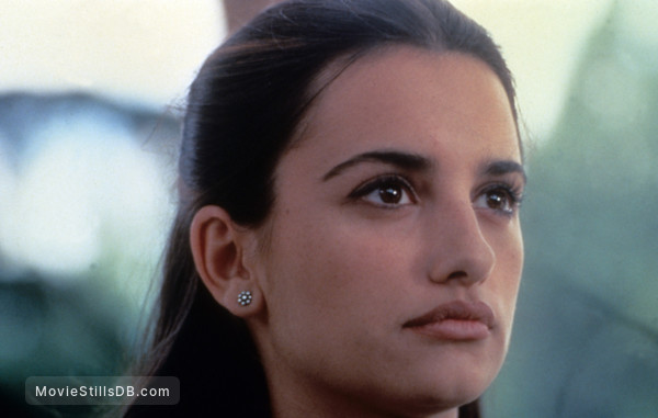 Abre Los Ojos Publicity Still Of Penélope Cruz And Terele Pavez