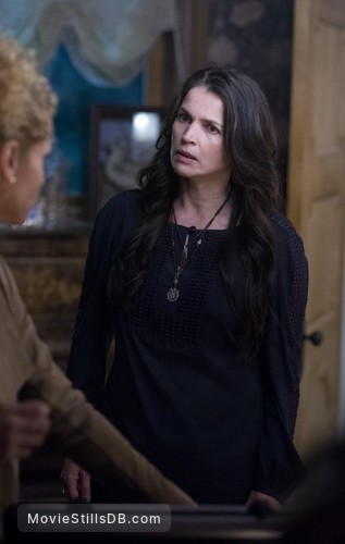 Witches of East End - Season 2 publicity still of Julia Ormond