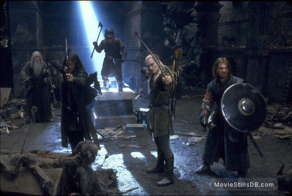 The Lord of the Rings: The Fellowship of the Ring - Publicity still of Ian McKellen, Viggo Mortensen, Orlando Bloom & Sean Bean The Lord of the Rings: The Fellowship of the Ring - Publicity still of Ian McKellen, Viggo Mortensen, Orlando Bloom & Sean Bean