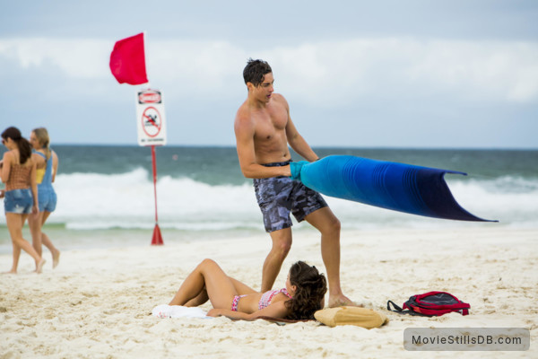 Mako Mermaids - Episode 3x12 publicity still of Isabel Durant & Allie  Bertram