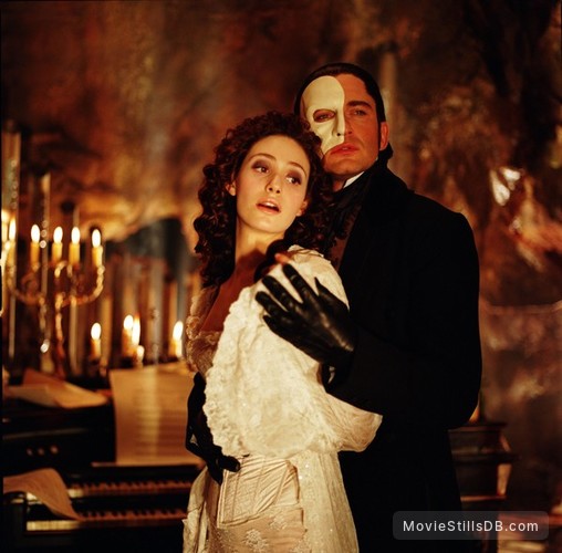 gerard butler emmy rossum phantom of the opera gerard butler emmy rossum phantom of the opera
