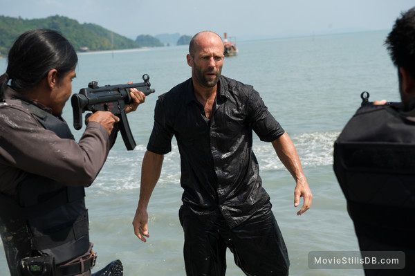 Mechanic resurrection full hot sale movie english