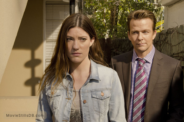 Dexter - Publicity still of Jennifer Carpenter & Sean Patrick Flanery Dexter - Publicity still of Jennifer Carpenter & Sean Patrick Flanery