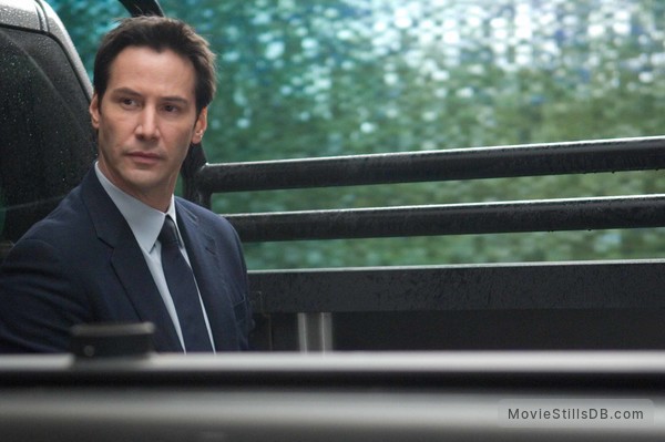 The Day the Earth Stood Still - Publicity still of Keanu Reeves