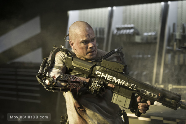 Elysium - Publicity still of Matt Damon Elysium - Publicity still of Matt Damon