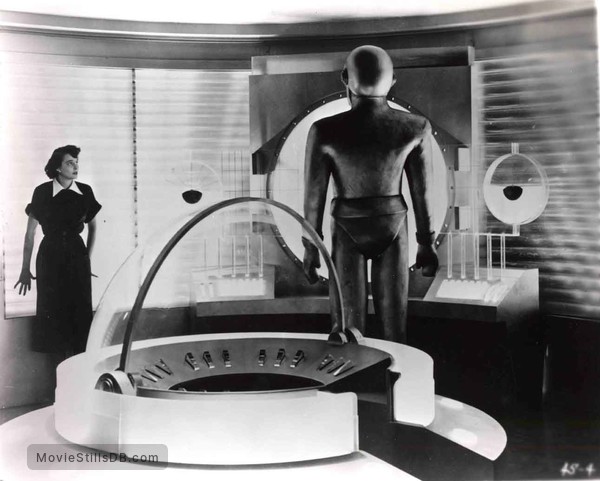 The Day The Earth Stood Still Actress Patricia The Day the Earth Stood Still - Publicity still of Patricia Neal