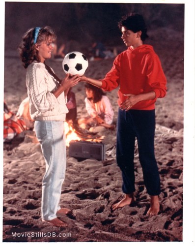 The Karate Kid Publicity Still Of Elisabeth Shue Ralph Macchio