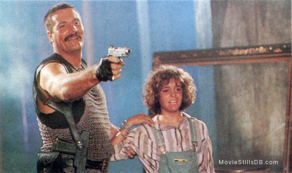 Commando - Publicity still of Alyssa Milano & Vernon Wells