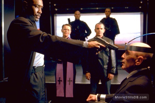 Half Past Dead - Publicity still of Morris Chestnut & Tony Plana