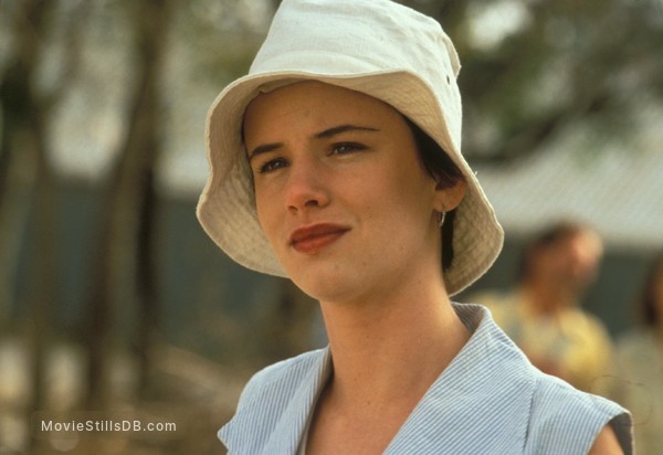 What's Eating Gilbert Grape - Publicity still of Juliette Lewis