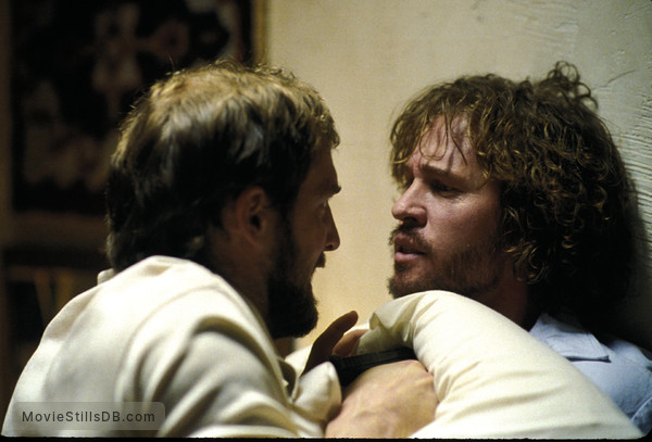 Wonderland - Publicity still of Val Kilmer & Josh Lucas