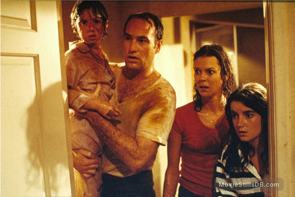 Poltergeist Publicity Still Of Jobeth Williams Craig T Nelson