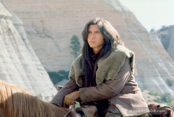 Young Guns 2 Publicity Still Of Lou Diamond Phillips