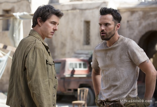 The Mummy - Publicity still of Tom Cruise & Jake Johnson The Mummy - Publicity still of Tom Cruise & Jake Johnson