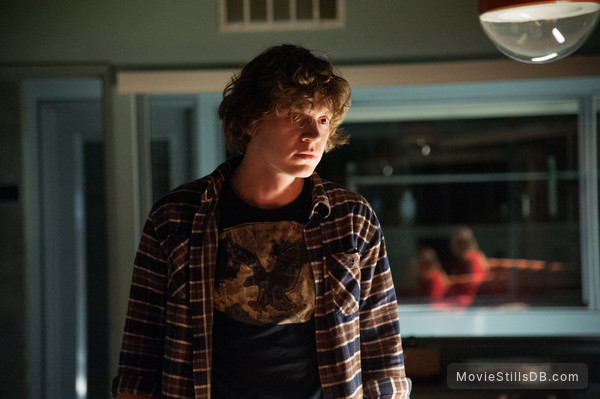The Lazarus Effect - Publicity still of Evan Peters