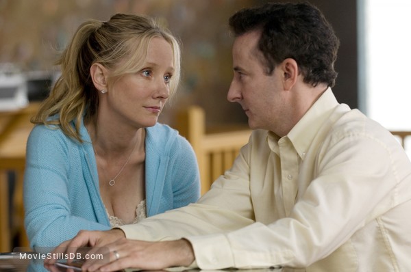 Hung Episode 1x09 Publicity Still Of Anne Heche Eddie Jemison