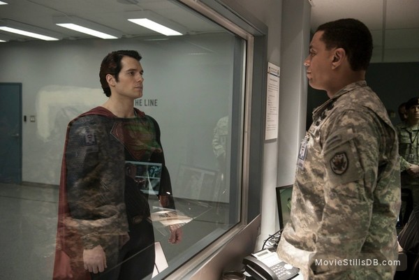 Man of Steel - Publicity still of Henry Cavill & Harry Lennix Man of Steel - Publicity still of Henry Cavill & Harry Lennix