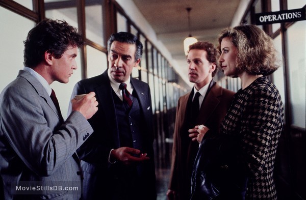 Someone to Watch Over Me - Publicity still of Tom Berenger, Jerry Orbach, Mimi Rogers & John Rubinstein Someone to Watch Over Me - Publicity still of Tom Berenger, Jerry Orbach, Mimi Rogers & John Rubinstein