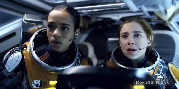 Lost in Space - Episode 1x10 publicity still of Taylor Russell & Mina ...