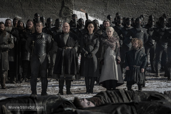 Game of Thrones - Publicity still of Jacob Anderson, Conleth Hill, Nathalie Emmanuel, Emilia Clarke & Peter Dinklage Game of Thrones - Publicity still of Jacob Anderson, Conleth Hill, Nathalie Emmanuel, Emilia Clarke & Peter Dinklage