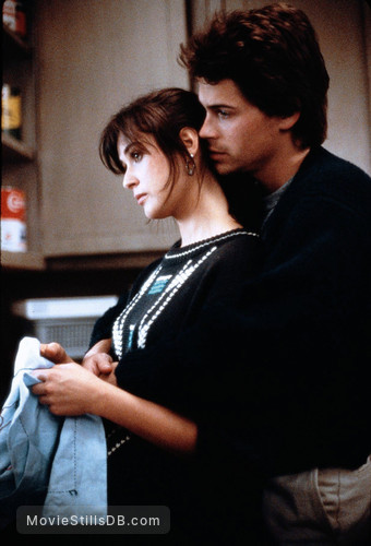 About Last Night... - Publicity still of Rob Lowe & Demi Moore