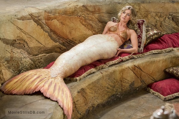 Mako Mermaids - Episode 3x09 publicity still of Isabel Durant