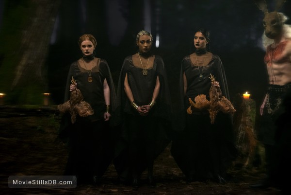 Chilling Adventures Of Sabrina Episode 1x02 Publicity Still Of Abigail Cowen Tati Gabrielle