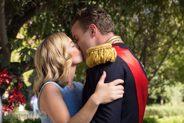 a christmas in royal fashion