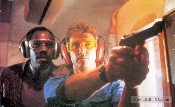 Lethal Weapon - Publicity still of Mel Gibson & Danny Glover Lethal Weapon - Publicity still of Mel Gibson & Danny Glover