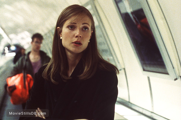 Sliding Doors Publicity Still Of Gwyneth Paltrow