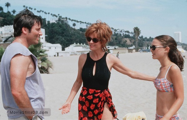 Anywhere But Here Publicity still of Hart Bochner Susan Sarandon