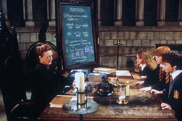 Harry Potter and the Sorcerer's Stone - Publicity still of Daniel Radcliffe, Rupert Grint, Emma Watson & Maggie Smith Harry Potter and the Sorcerer's Stone - Publicity still of Daniel Radcliffe, Rupert Grint, Emma Watson & Maggie Smith