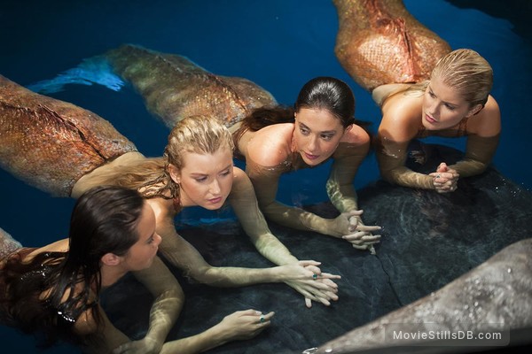 Mako Mermaids' Season 4 News: Allie Bertram Reveals Viewers 'Will Find Out'  Exactly How 'H2O: Just Add Water…