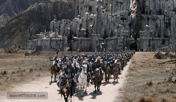 The Lord of the Rings: The Return of the King - Publicity still of Viggo Mortensen, Ian McKellen & Orlando Bloom The Lord of the Rings: The Return of the King - Publicity still of Viggo Mortensen, Ian McKellen & Orlando Bloom