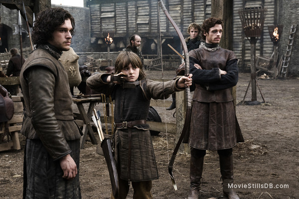 Game of Thrones - Publicity still of Isaac Hempstead-Wright, Richard Madden & Kit Harington Game of Thrones - Publicity still of Isaac Hempstead-Wright, Richard Madden & Kit Harington