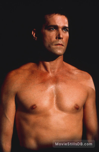 No Escape - Publicity still of Ray Liotta