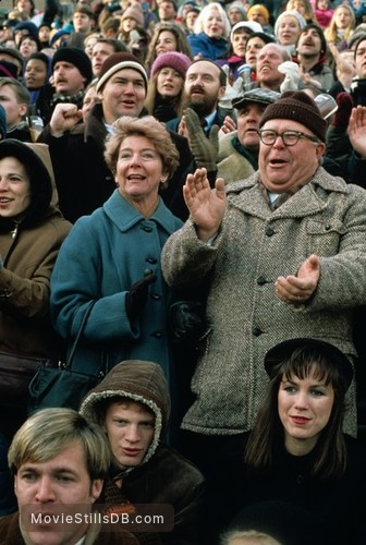 Rudy Publicity Still Of Ned Beatty Lili Taylor