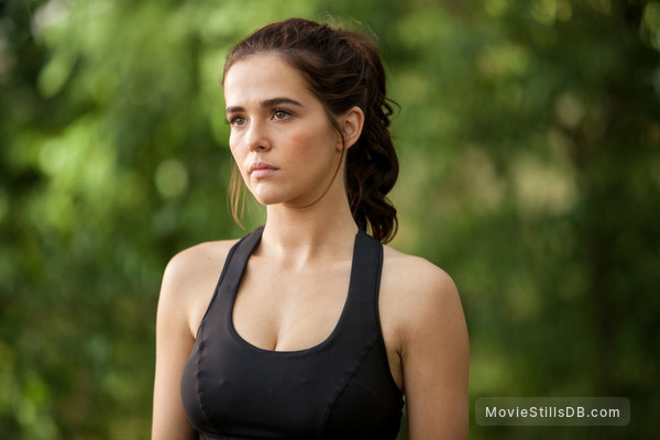 15 Minute Zoey Deutch Vampire Academy Workout for Weight Loss