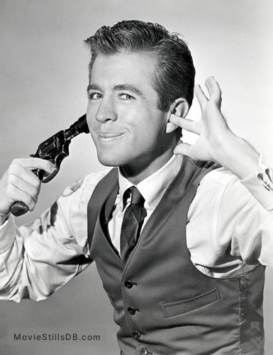 Next photo of Clu Gulager