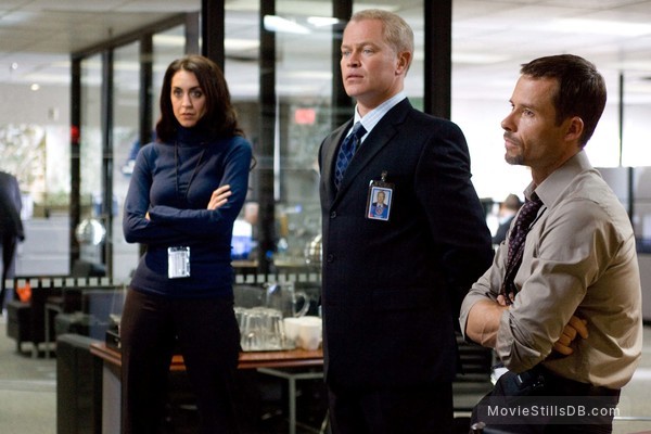 Traitor - Publicity still of Guy Pearce, Neal McDonough & Mozhan Marnò Traitor - Publicity still of Guy Pearce, Neal McDonough & Mozhan Marnò