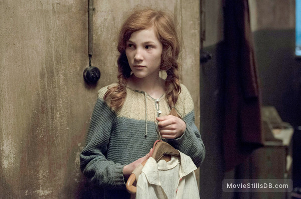 Babylon Berlin - Episode 1x01 publicity still of Irene Bohm