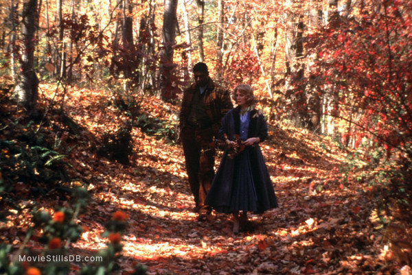 Far From Heaven - Publicity Still Of Dennis Haysbert & Julianne Moore