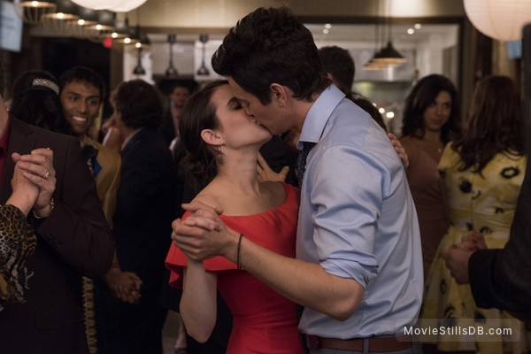 Little Italy Publicity Still Of Hayden Christensen Emma Roberts