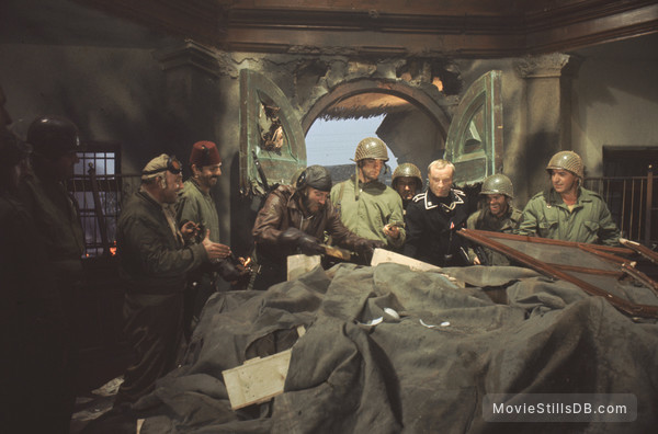 Kelly's Heroes - Publicity still of Clint Eastwood, Donald Sutherland, Gavin MacLeod, Telly Savalas, Shepherd Sanders, Perry Lopez, Gene Collins & Karl-otto Alberty Kelly's Heroes - Publicity still of Clint Eastwood, Donald Sutherland, Gavin MacLeod, Telly Savalas, Shepherd Sanders, Perry Lopez, Gene Collins & Karl-otto Alberty