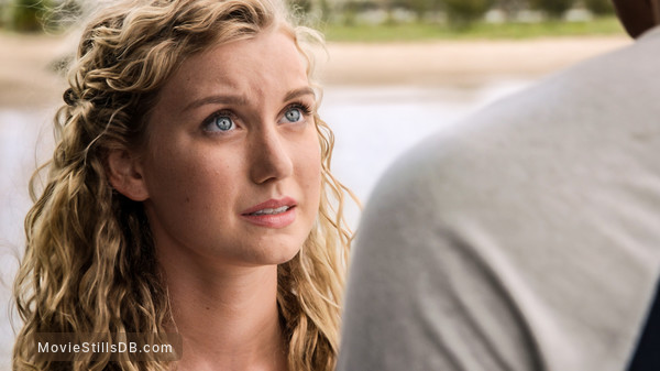 Mako Mermaids - Episode 3x09 publicity still of Isabel Durant