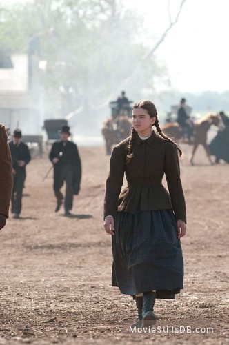 True Grit - Publicity still of Hailee Steinfeld True Grit - Publicity still of Hailee Steinfeld