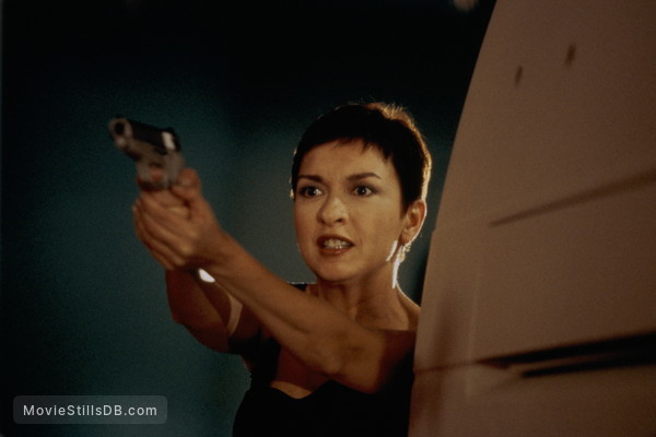 Rush Hour - Publicity still of Elizabeth Peña Rush Hour - Publicity still of Elizabeth Peña