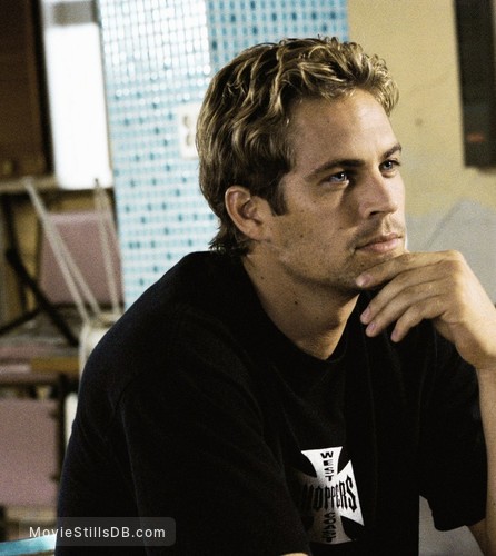 2 Fast 2 Furious - Publicity still of Paul Walker 2 Fast 2 Furious - Publicity still of Paul Walker